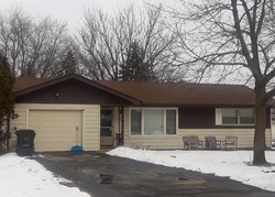 Pre-foreclosure Listing in BURR OAK LN LAKE VILLA, IL 60046