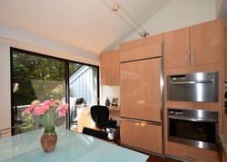 Pre-foreclosure in  WHITNEY GLN Westport, CT 06880