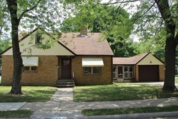 Pre-foreclosure Listing in PROSPECT AVE LA SALLE, IL 61301