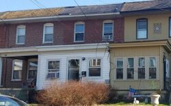 Pre-foreclosure in  ANDREWS AVE Darby, PA 19023