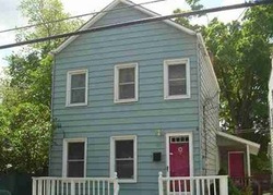 Pre-foreclosure Listing in FOWLER AVE RENSSELAER, NY 12144