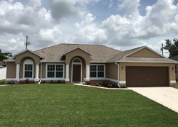 Pre-foreclosure in  SW EDINBURGH DR Port Saint Lucie, FL 34953