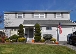 Pre-foreclosure in  ALBERT DR Old Bridge, NJ 08857