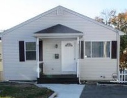 Pre-foreclosure in  BAY ST Fall River, MA 02724