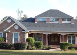  Waters Edge Dr, Lizella GA
