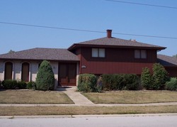 Pre-foreclosure in  190TH PL Lansing, IL 60438
