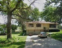 Pre-foreclosure in  EASTRIDGE DR Omaha, NE 68134