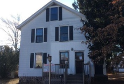 Pre-foreclosure Listing in GEORGE ST WALLINGFORD, CT 06492