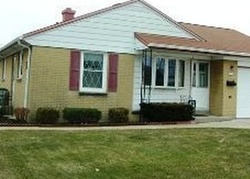 Pre-foreclosure in  S 57TH ST Milwaukee, WI 53219