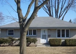 Pre-foreclosure in  N 85TH ST Milwaukee, WI 53224