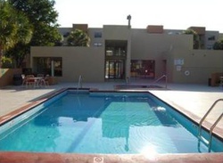 Pre-foreclosure in  SW 149TH AVE APT A410 Miami, FL 33193