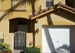 Pre-foreclosure in  SW 165TH AVE Miami, FL 33193