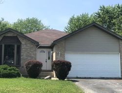  Lake Hill Dr, Steger IL
