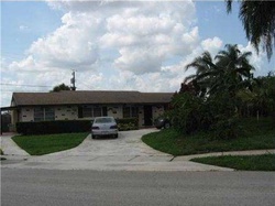 Pre-foreclosure in  STONEWAY LN West Palm Beach, FL 33417