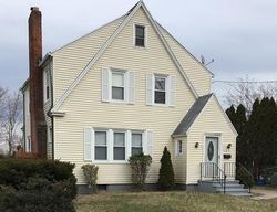 Pre-foreclosure in  ANDERSON AVE West Haven, CT 06516