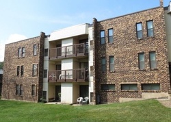 Pre-foreclosure Listing in COUNTRY CLUB DR APT 15 WOODRIDGE, IL 60517