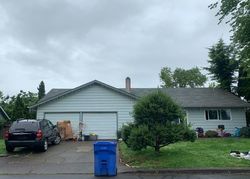 Pre-foreclosure in  BOULDER DR SE Salem, OR 97317