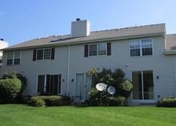 Pre-foreclosure in  NORTHLIGHT PASSE Lake In The Hills, IL 60156