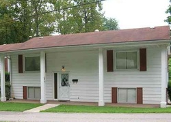Pre-foreclosure in  BREWER RD Ashland, KY 41102