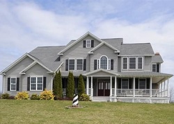  Bonnie Vu Ln, New Milford CT