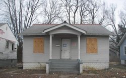 Pre-foreclosure in  N 48TH ST East Saint Louis, IL 62204