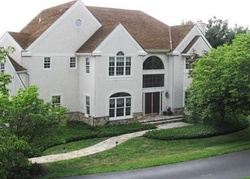 Pre-foreclosure Listing in KNOXLYN FARM DR KENNETT SQUARE, PA 19348