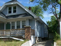 Pre-foreclosure in  E WRIGHT ST Milwaukee, WI 53212