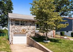Pre-foreclosure in  CLEARVIEW ST Pottstown, PA 19464