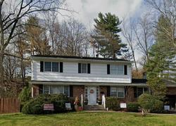 Pre-foreclosure in  MOUNTAINVIEW AVE Pearl River, NY 10965