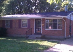 Pre-foreclosure in  NARCISSUS DR Louisville, KY 40219