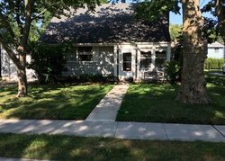 Pre-foreclosure Listing in COMMANDER AVE GARDEN CITY, NY 11530