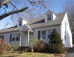 Pre-foreclosure Listing in OVERLOOK DR MANCHESTER, CT 06042