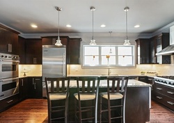 Pre-foreclosure in  W BELLE PLAINE AVE Chicago, IL 60618