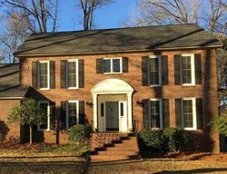  E Walnut St, Clinton SC