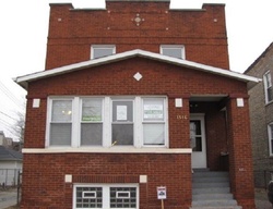 Pre-foreclosure in  E 74TH ST Chicago, IL 60619