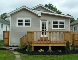 Pre-foreclosure in  E BRANDEIS AVE Louisville, KY 40217