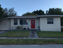 Pre-foreclosure in  CODY ST Hollywood, FL 33020