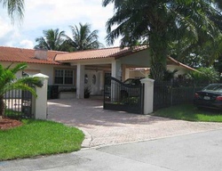 Pre-foreclosure in  SW 109TH ST Miami, FL 33176