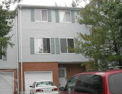 Pre-foreclosure in  ILYSSA WAY Staten Island, NY 10312