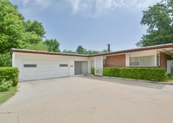 Pre-foreclosure in  S YORKTOWN AVE Tulsa, OK 74105