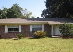 Pre-foreclosure in  BAYOU WOODS DR NW Fort Walton Beach, FL 32548