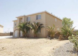 Pre-foreclosure Listing in YALE CIR VICTORVILLE, CA 92392