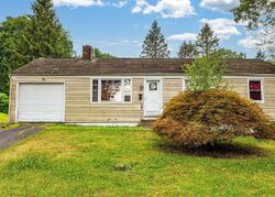 Pre-foreclosure in  TIMBER TRL Wethersfield, CT 06109
