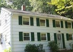 Pre-foreclosure in  WALKER LN Bloomfield, CT 06002