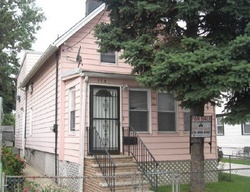 Pre-foreclosure in  MAPLE AVE Staten Island, NY 10302