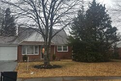 Pre-foreclosure in  LINDSAY ST Ridley Park, PA 19078