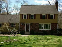 Pre-foreclosure in  HARKNESS DR Madison, CT 06443