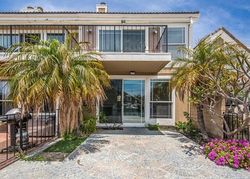 Pre-foreclosure in  SAINT CROIX CIR Huntington Beach, CA 92649