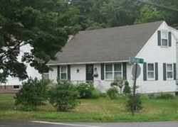 Pre-foreclosure Listing in HUNTING HILL AVE MIDDLETOWN, CT 06457