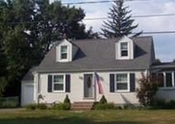 Pre-foreclosure Listing in STANLEY PL AGAWAM, MA 01001